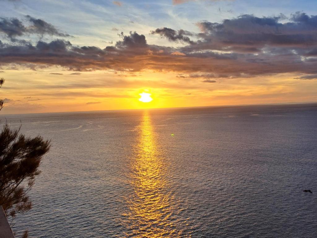 Monumental Sunset