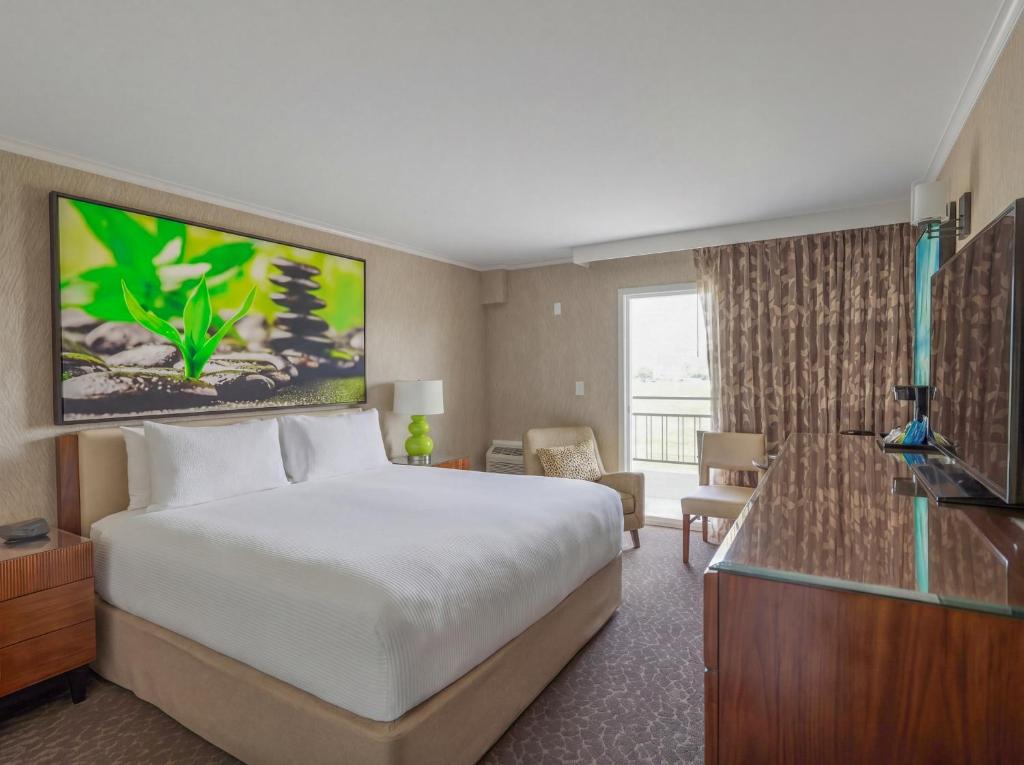 The Creekside Inn - 