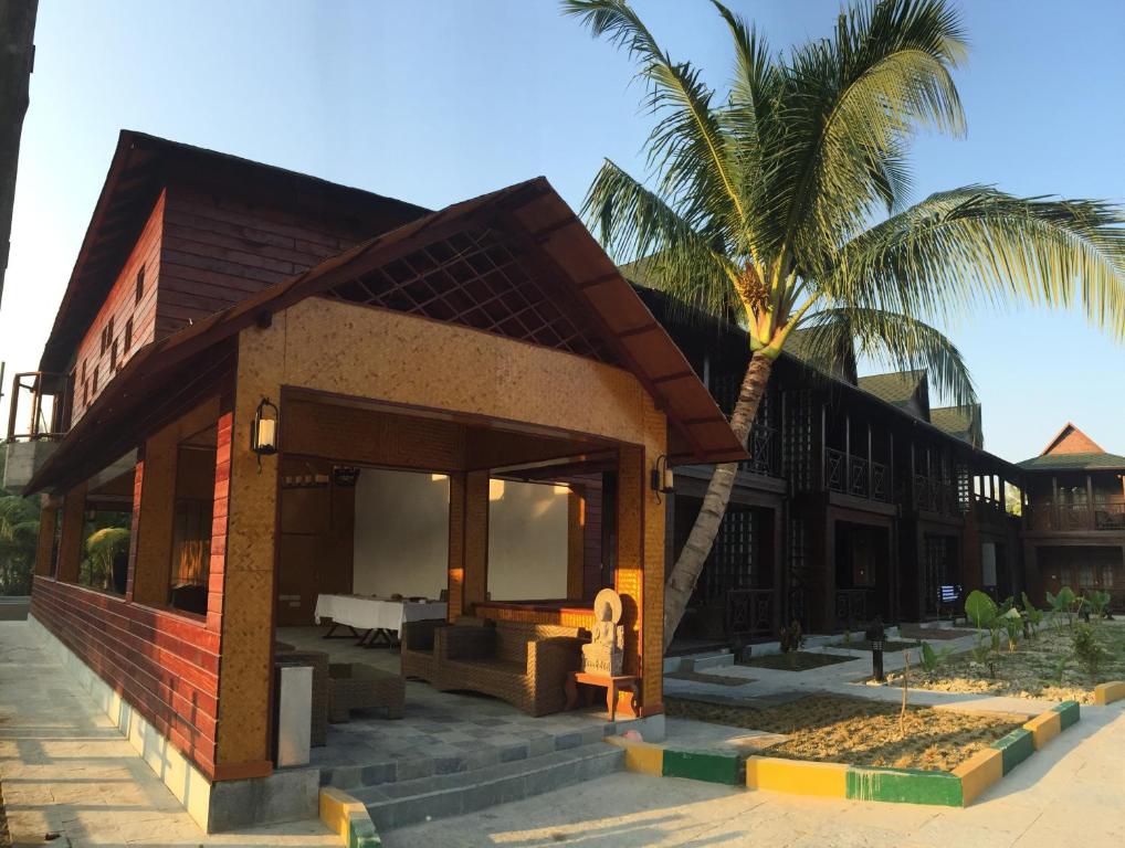 Tòa nhà nơi resort tọa lạc