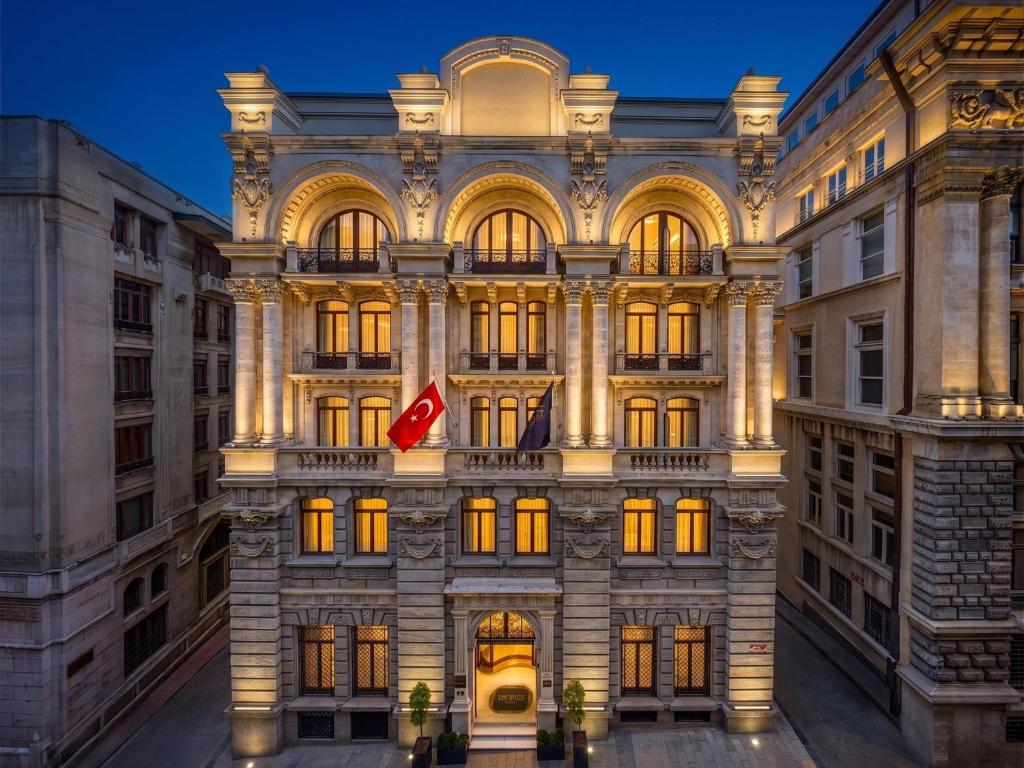 Les Temps Istanbul Karakoy, Curio Collection By Hilton - Special Class Category در استانبول
