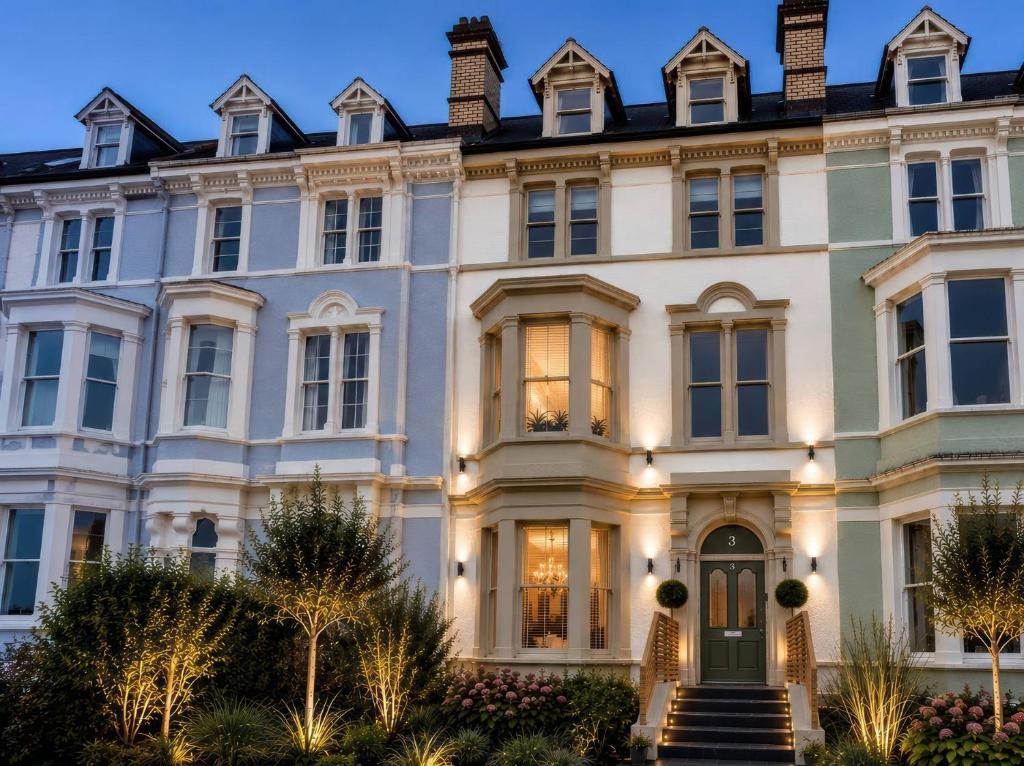 an image of a large white house at Sea View, East Parade in Llandudno