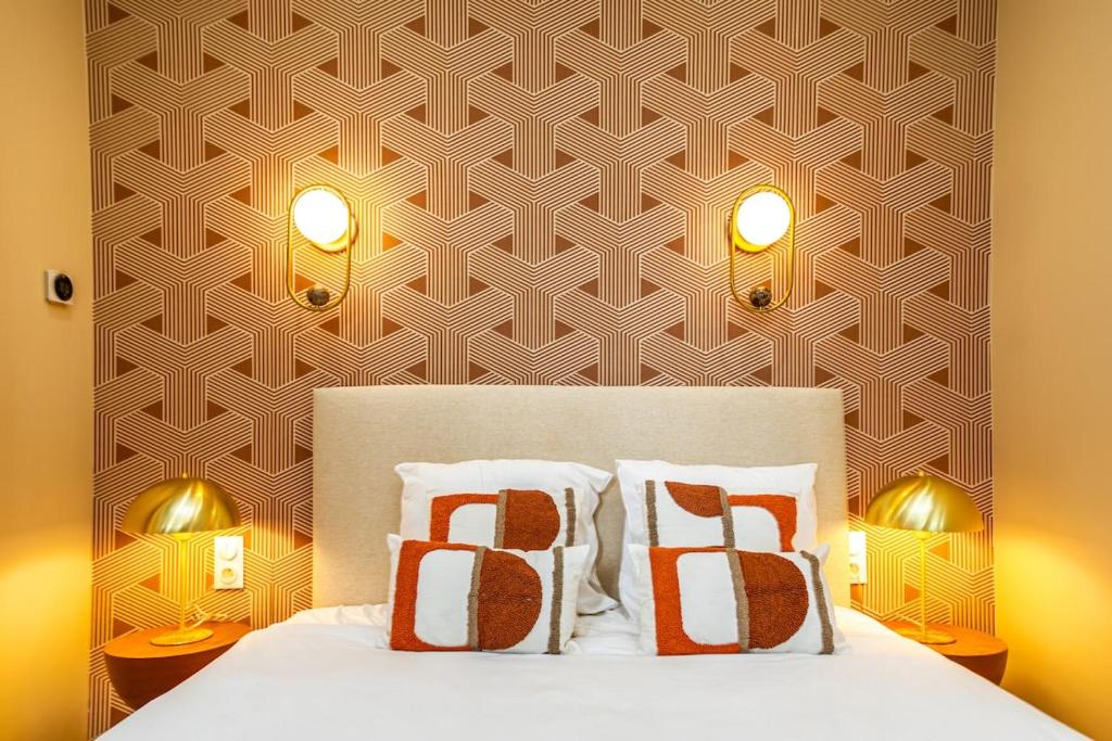 Stylish 1-Bedroom Apartment with Air Conditioning in Paris 17th