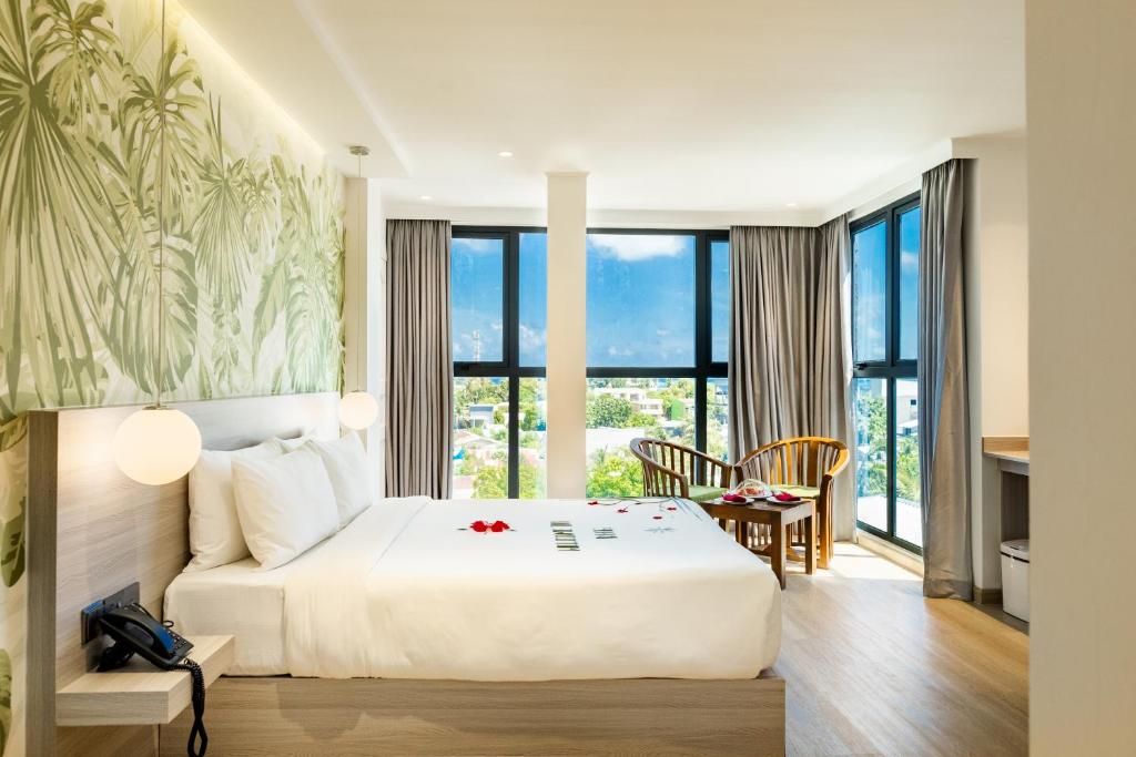 Beach Heaven Guraidhoo by Beach Hotel Maldives - View 1