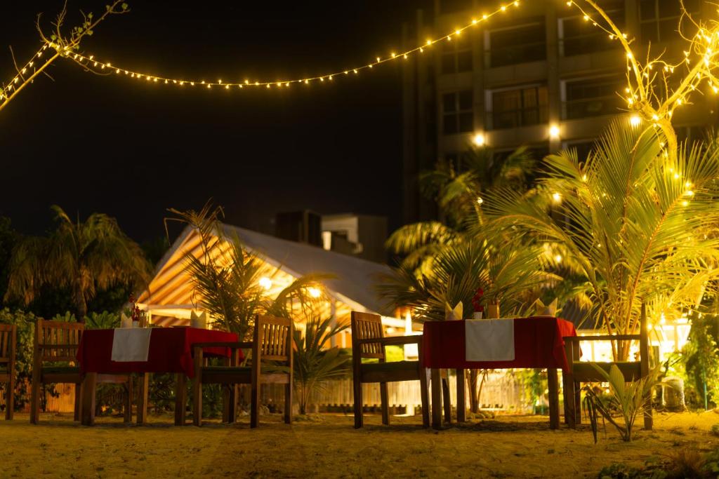 Beach Heaven Guraidhoo by Beach Hotel Maldives - View 34