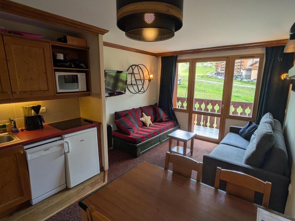 Appartement cosy, 4-5 pers, balcon sud, pistes et commerces à proximité