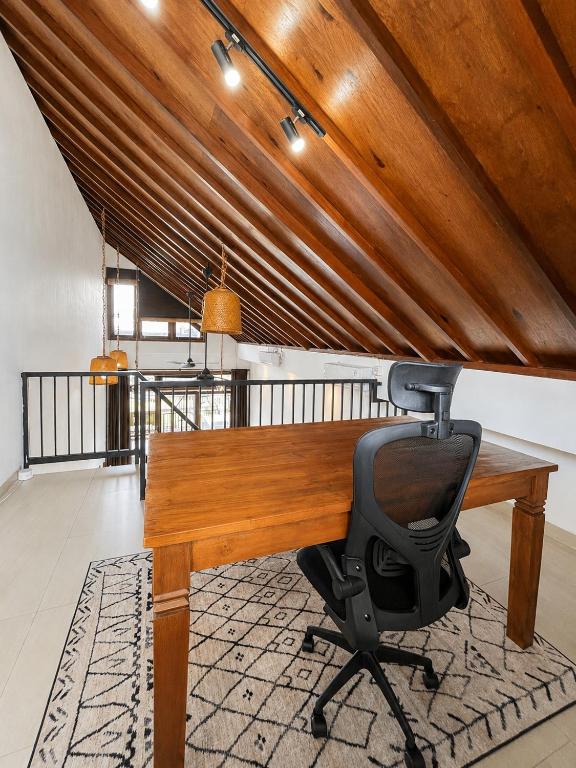 Workspace evidence from Canggu permai apartment with private kitchen