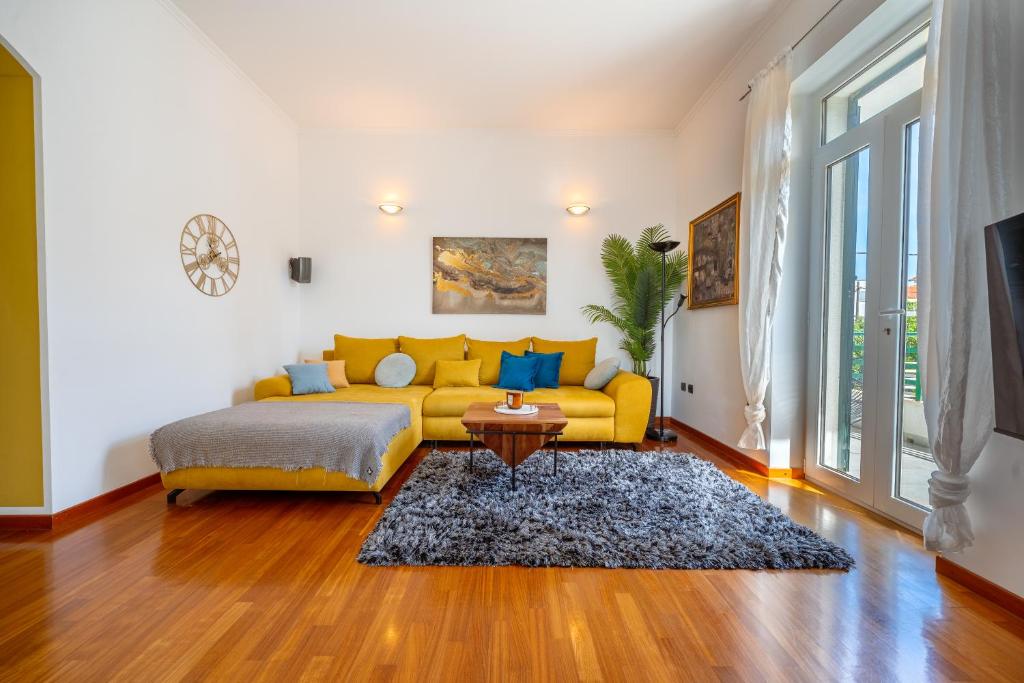 White House Luxury Suite - Split Center, Near Beach & Parking