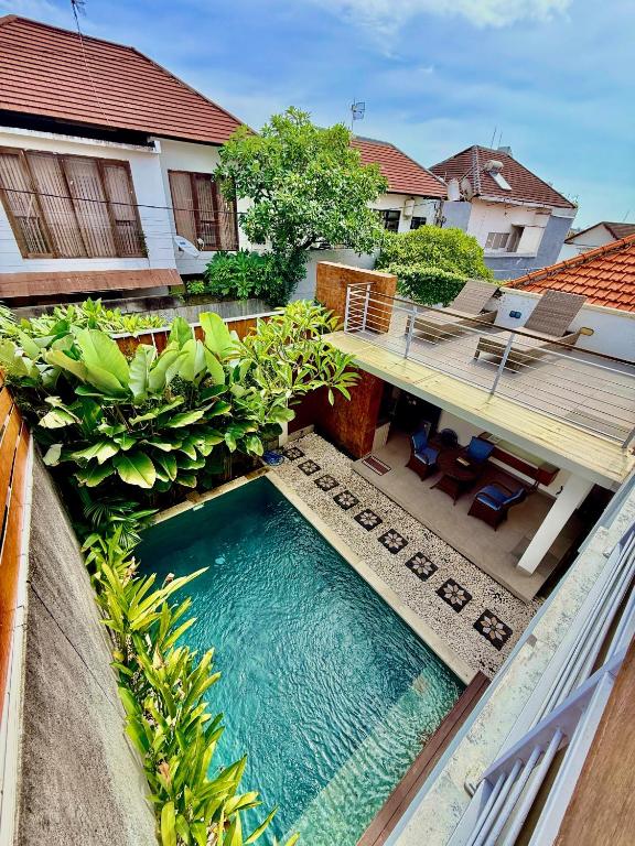 an overhead view of a swimming pool on a house at Villa Leyan 1 Semer - Between Seminyak & Canggu in Seminyak