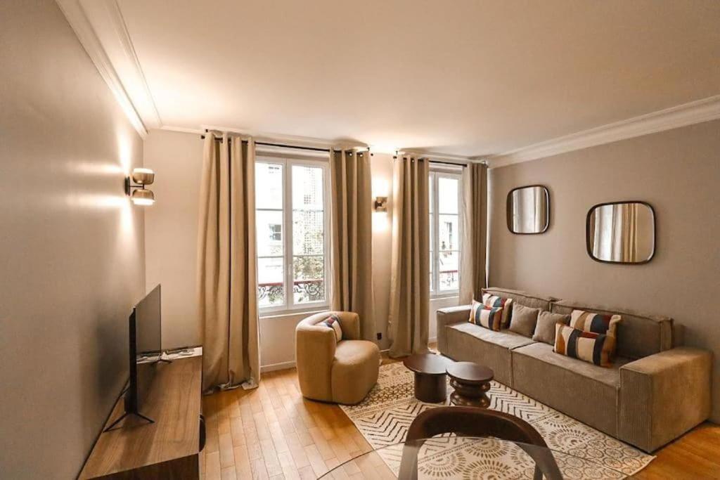 Elegant 1-Bedroom Apartment on Rue Saint-Dominique