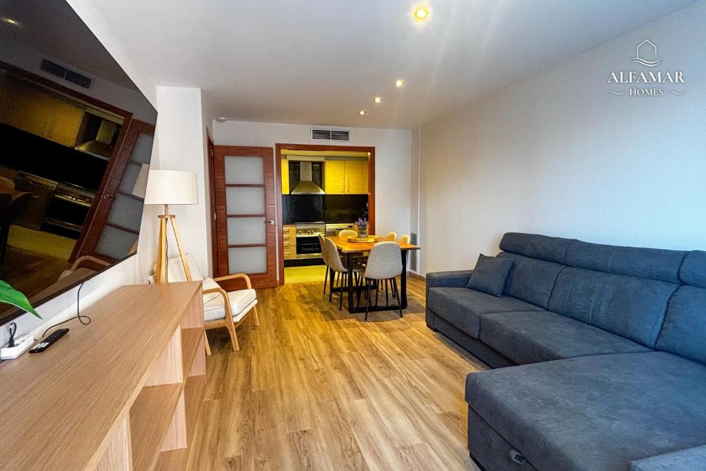 Kuala Suite - Modern Apartment with Pool & Parking