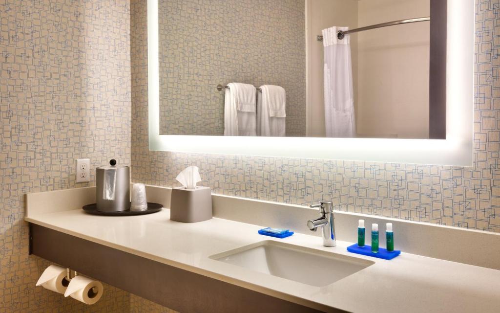 Holiday Inn Express El Paso I-10 East, an IHG Hotel - 