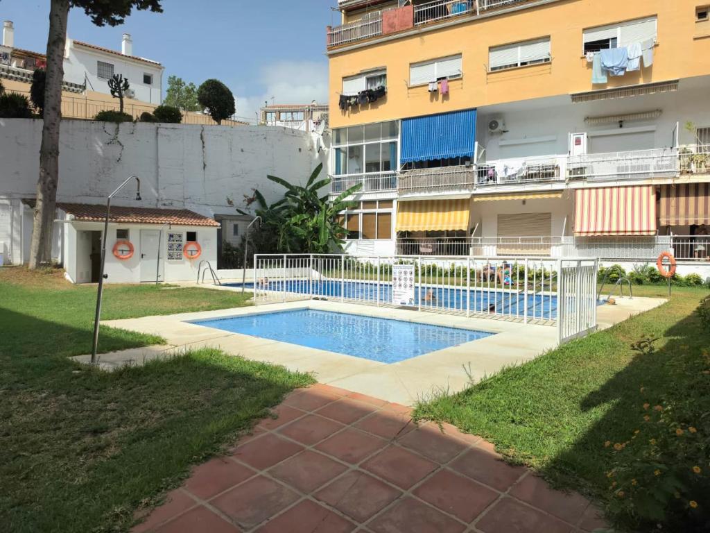 BENYA - Renovated Studio with Pool and AC - Lift, Quiet Area of Playamar