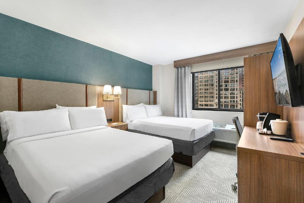 Holiday Inn Manhattan 6th Ave - Chelsea, an IHG Hotel - 