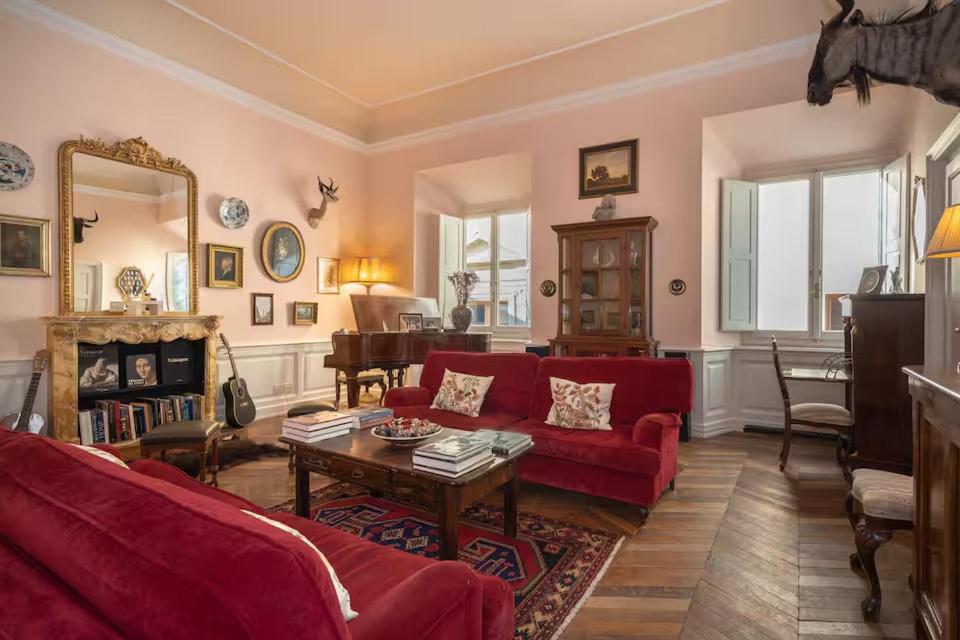 Historic Florentine Residence - Santo Spirito