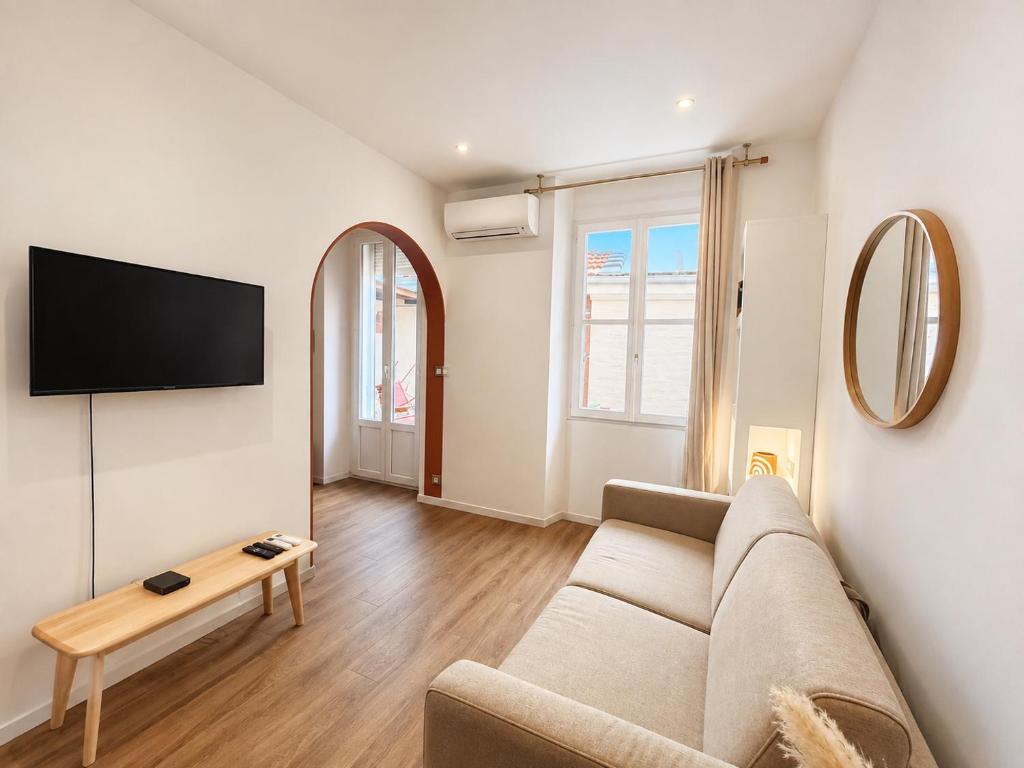 Suquet Prestige, T2, 4P, AC, proche Port et Palais