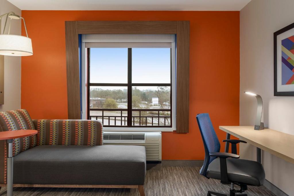 Holiday Inn Express Hotel & Suites Mount Pleasant - Charleston, an IHG Hotel - 