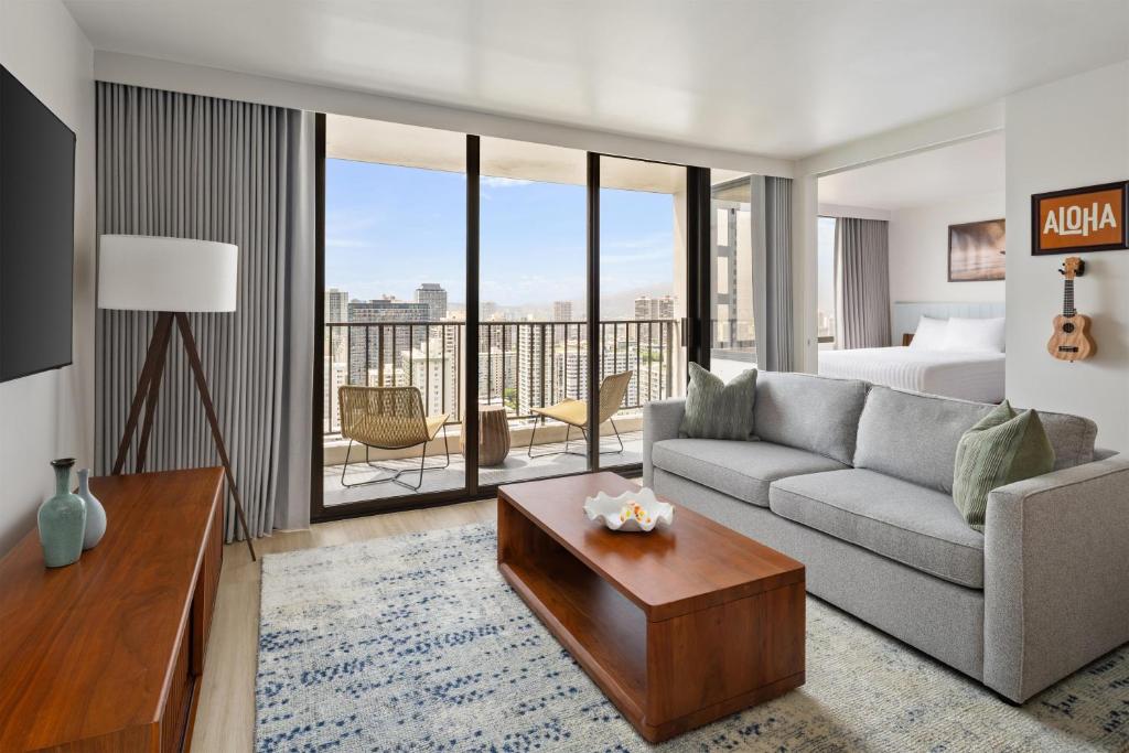 Aston at the Waikiki Banyan - 