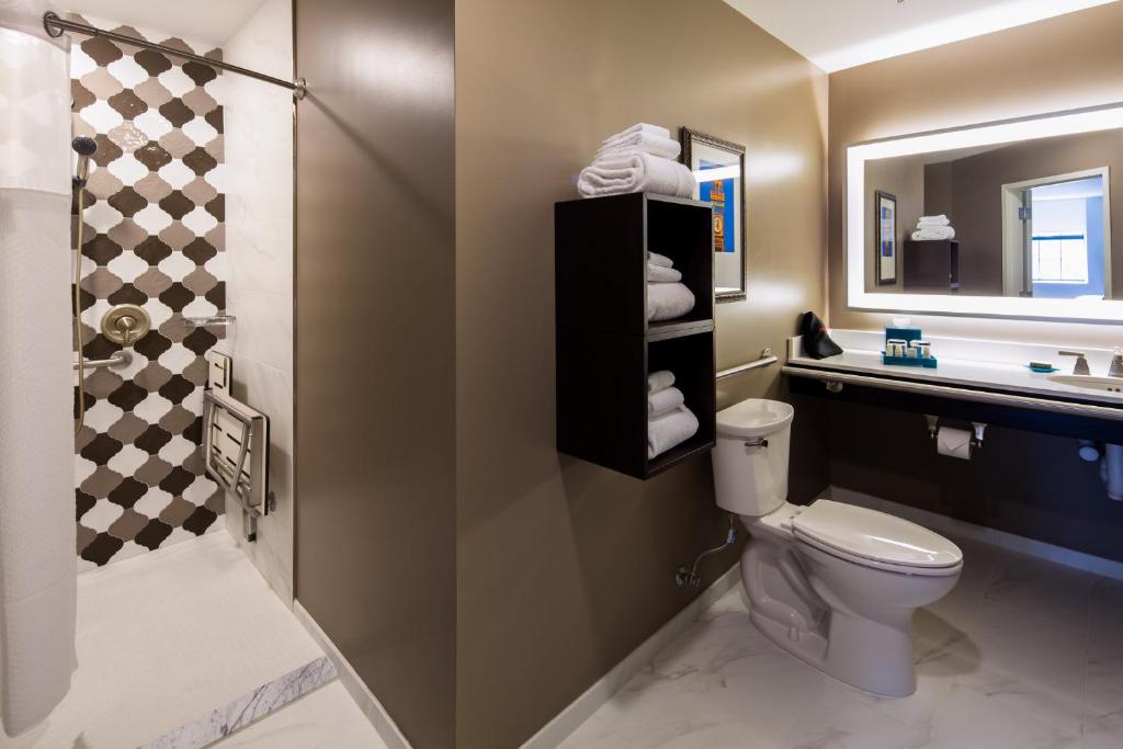 Hotel Indigo Baltimore Downtown, an IHG Hotel - 