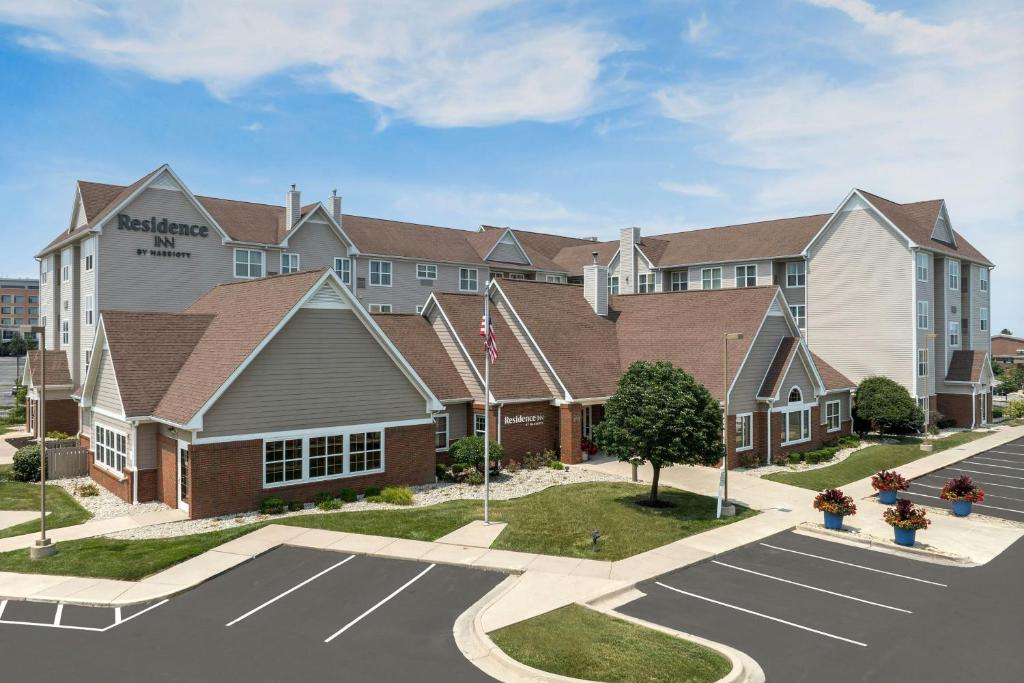 an aerial view of a hotel with a parking lot at Residence Inn by Marriott Dayton Beavercreek in Beavercreek