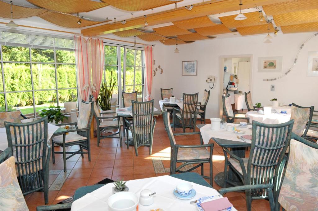 Restaurace v ubytování Hotel Sarbacher