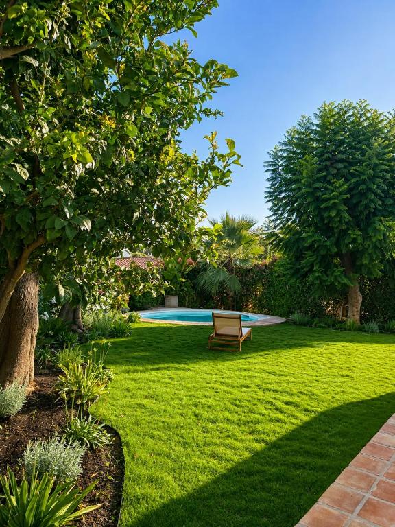 Private villa in Marbella, beach and pool