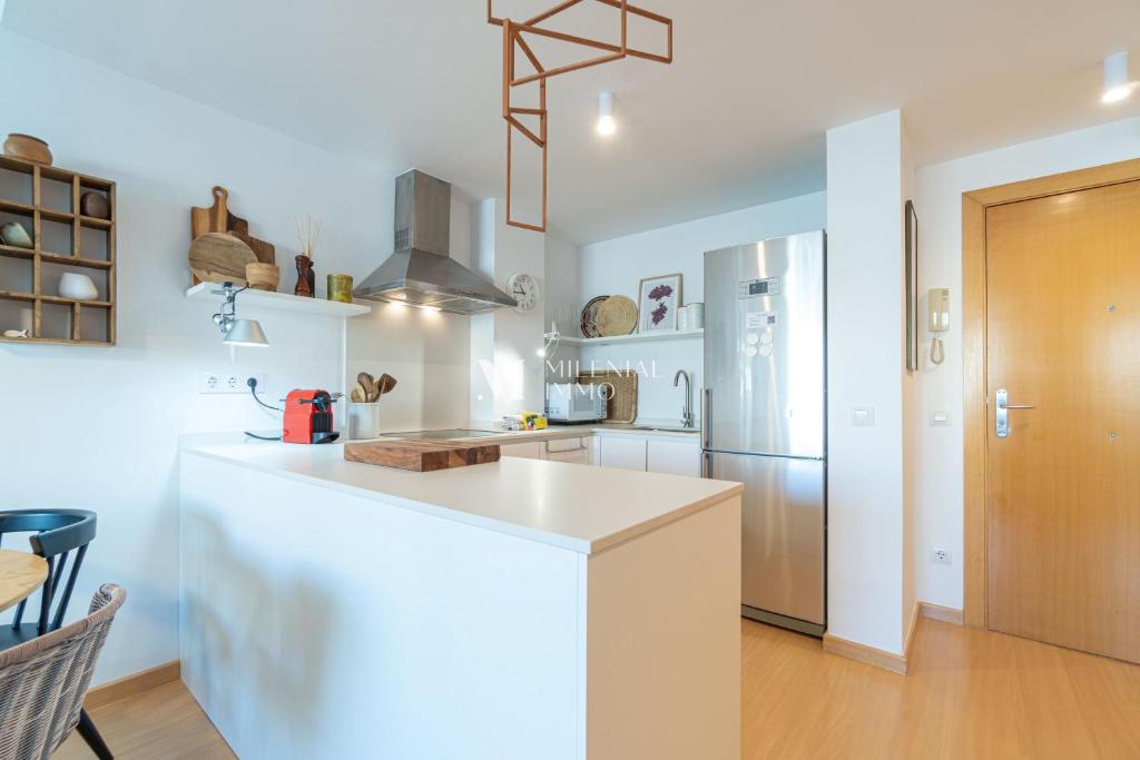 Milenial Immo - Exclusivo apartamento con piscina y vistas al canal