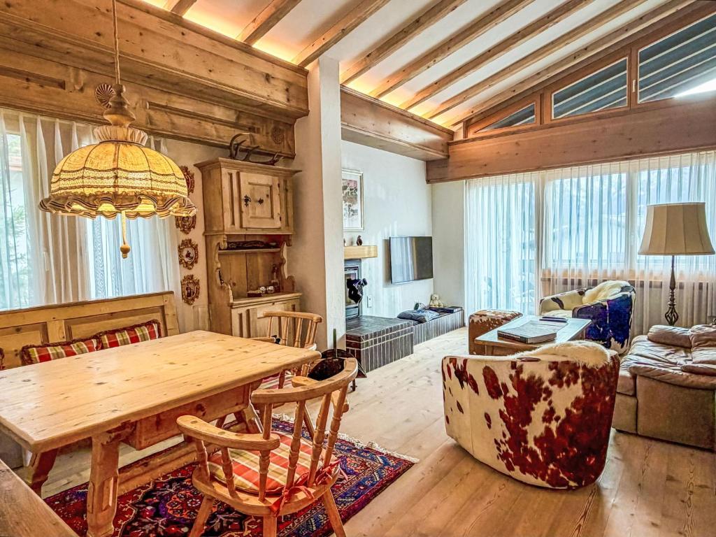 Apartment Las Muotas by Interhome