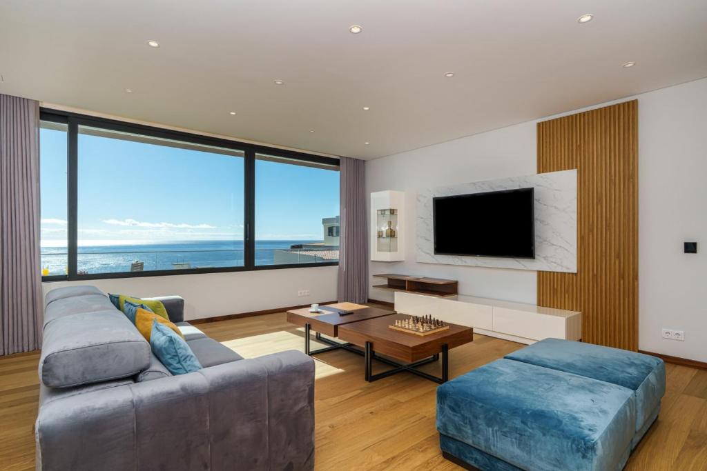 Ajuda Atlantic View Villa by Madeira Dream Stays
