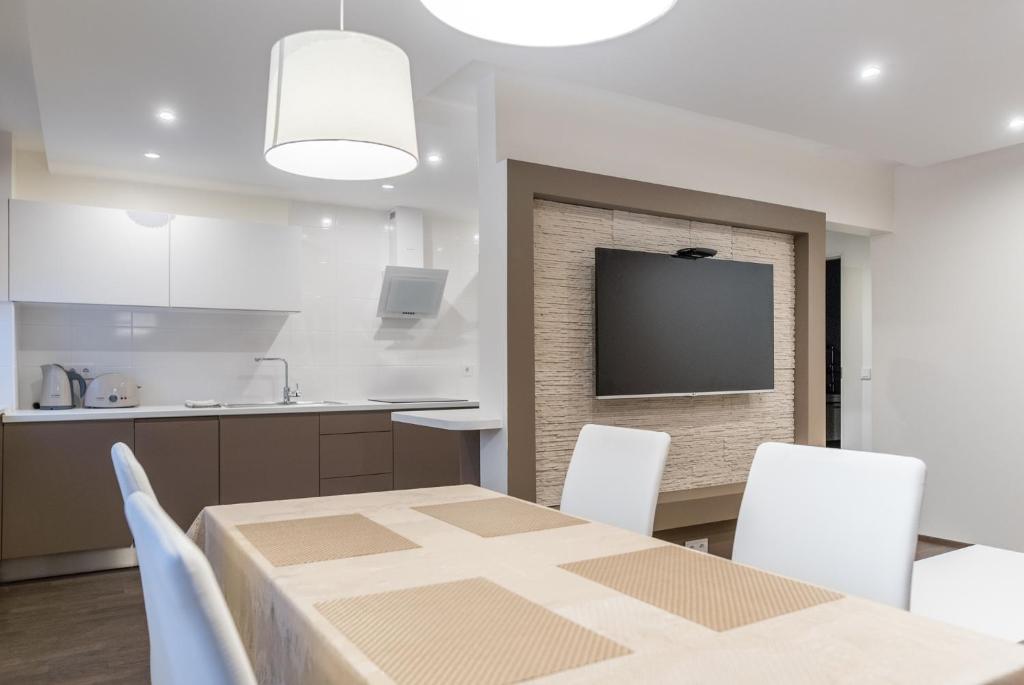 Kuchyň nebo kuchyňský kout v ubytování Marja Apartment