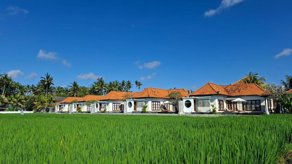 Kemawan Luxury Villa Images