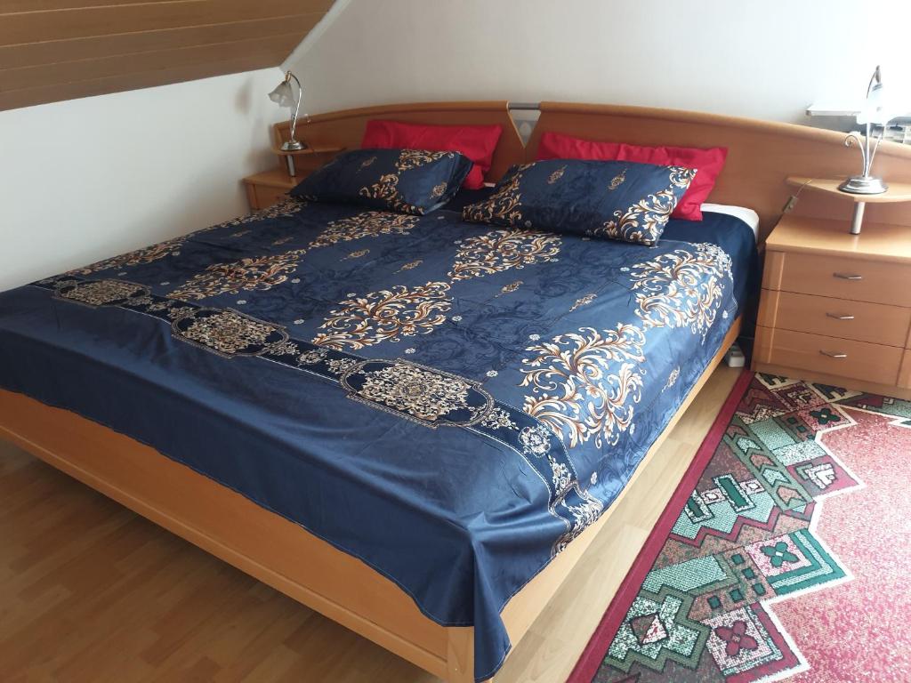 Zimmer mit Doppelbett