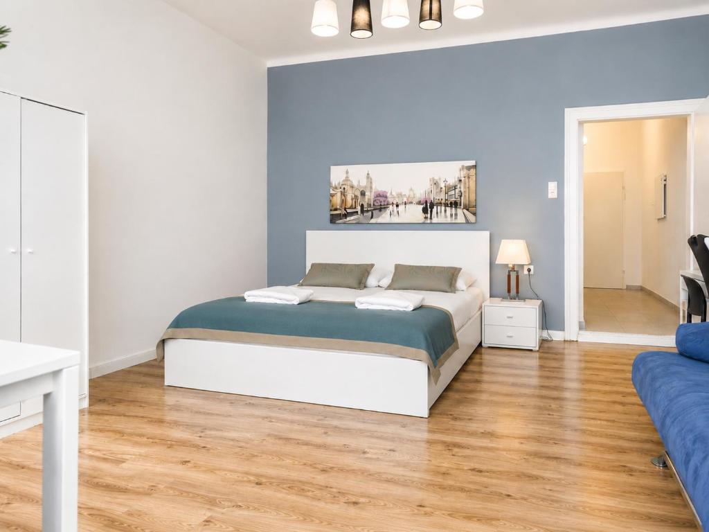 Affordable 1BR Apt Near Westbahnhof Station Ideal for Longstays