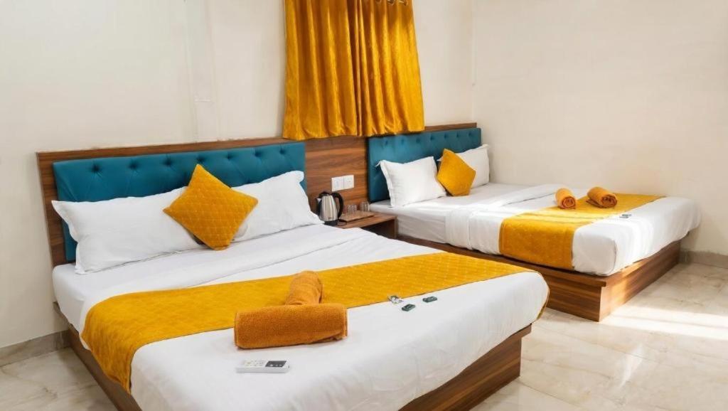 Hotel Gloww Star - Nr CSMT Railway Station & Hajj House - South Mumbai در بمبئی