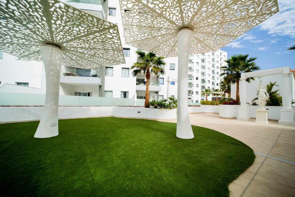 Ocean Garden Suite 11 con jardín privado