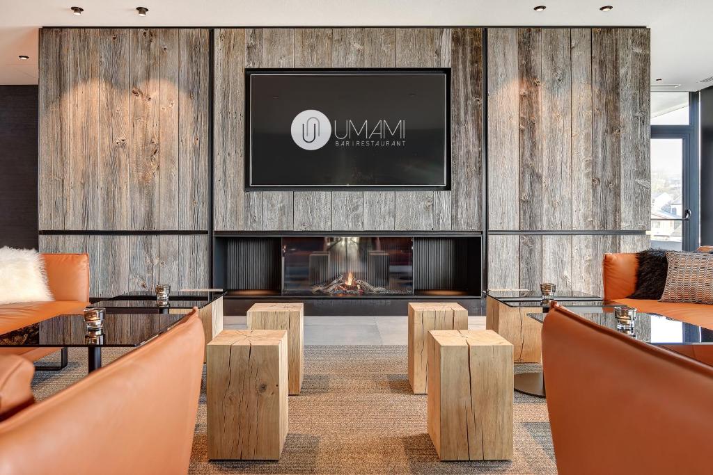 TV a/nebo společenská místnost v ubytování R hotel experiences