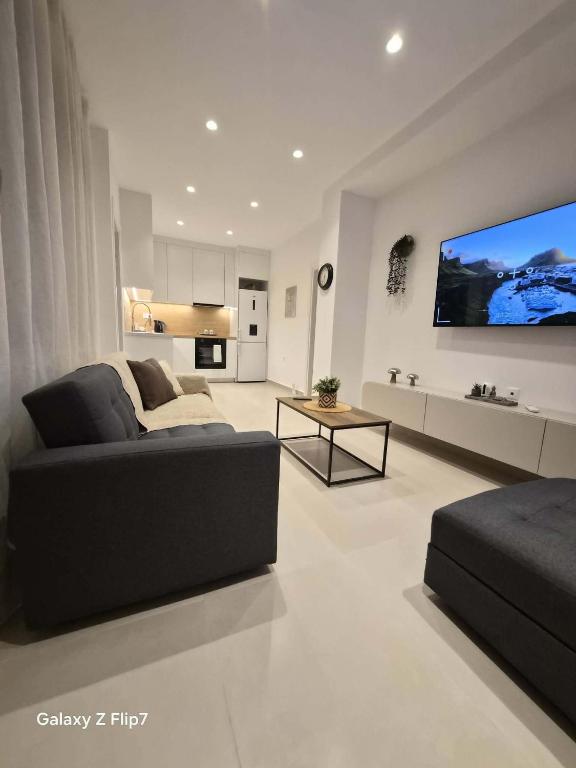 Sunday Apartments near Athens Airport