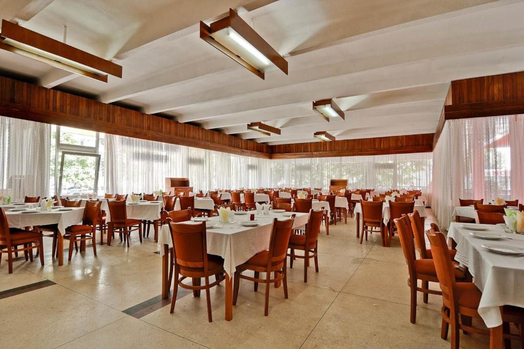 Restaurace v ubytování Hotel Prahova