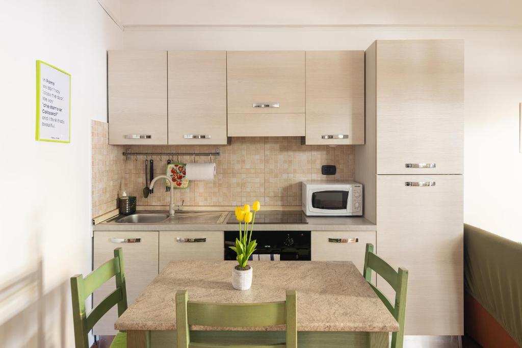Cute apartment next to vatican