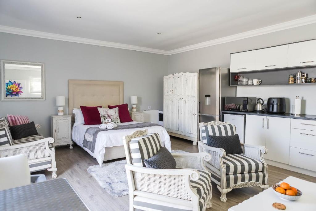 Namaste Spacious Studio Apartment