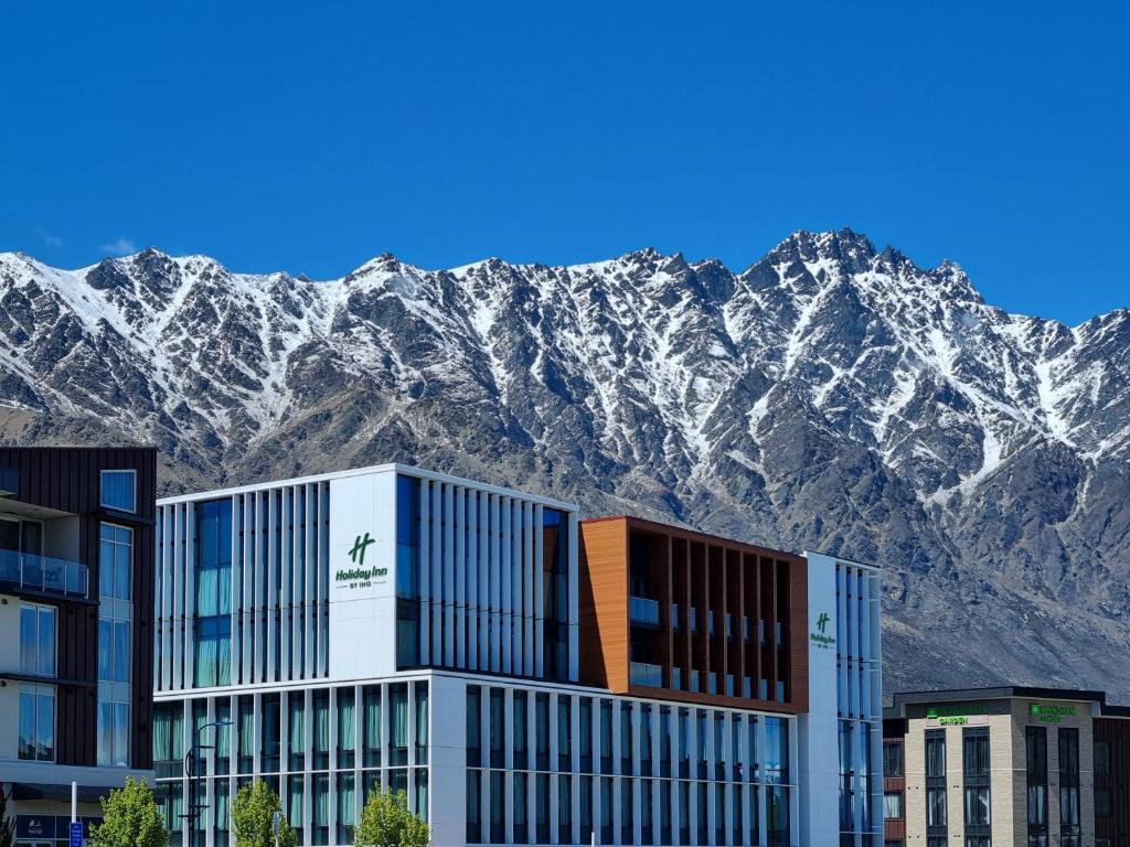Holiday Inn Queenstown Remarkables Park, Queenstown