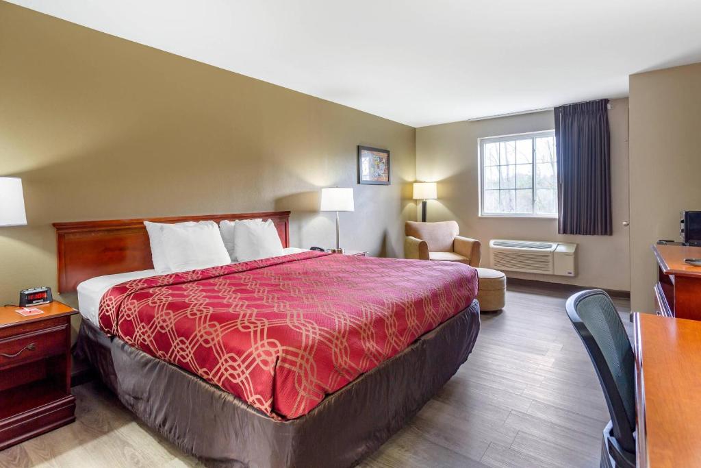 Econo Lodge Inn & Suites Dickson - Standaard Kamer Met Kingsize Bed - Niet-Rokers
