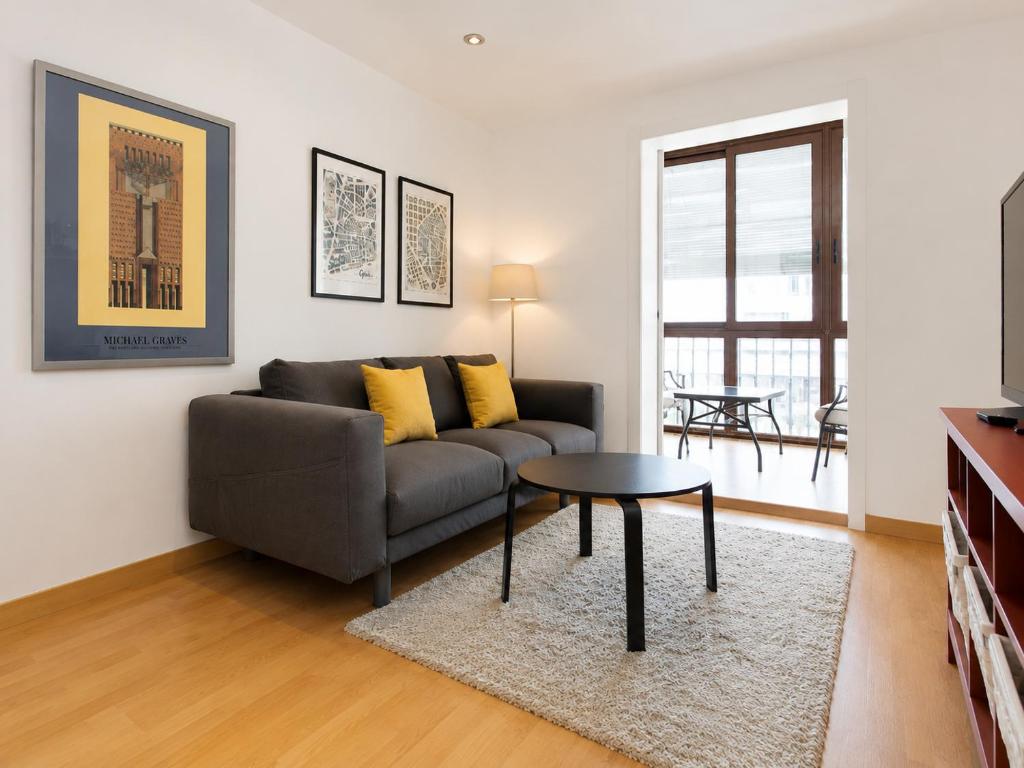 Spacious Apartment in Eixample Heart of Barcelona