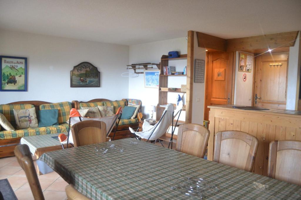 Résidence Chantel - Charmant duplex de 4 pièces dans une résidence au pied des pistes dans le quartier du Chantel. MAE-1678