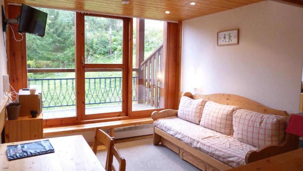 Résidence Aiguille Grive Bat Iii - Appartement 2 pièces 6 personnes en duplex, skis aux pieds, dans le village de Charmettoger à Arc 1800 MAE-1696