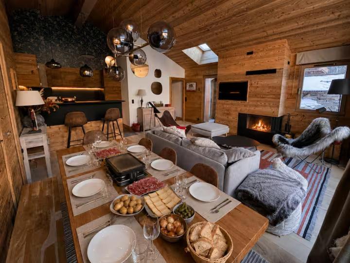 Stunning Alpine Penthouse - Meribel Mottaret