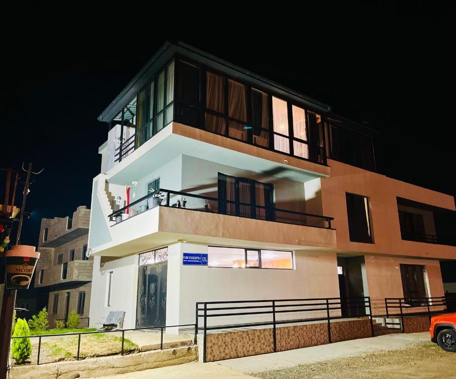 Villa Tbilisi sea در تفلیس