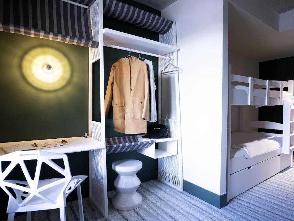 Ibis Styles Le Touquet - Family Room