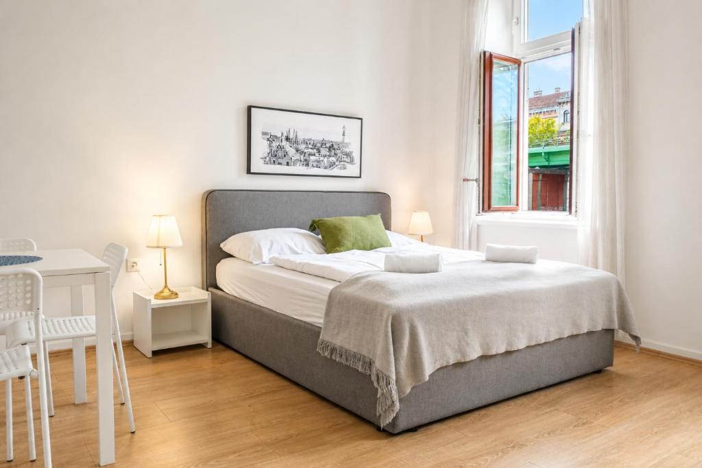 Attractive 2 BR Apt near Vienna AKH Ideal for All