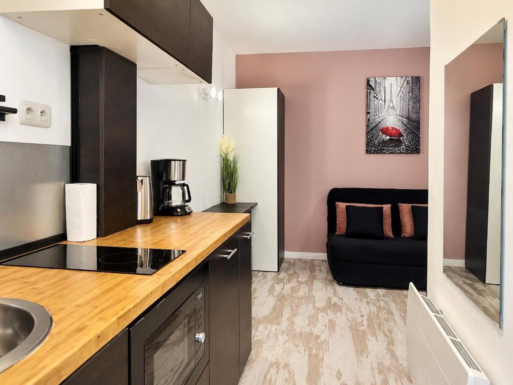 Central and Cozy Studio - Near the Arc de Triomphe