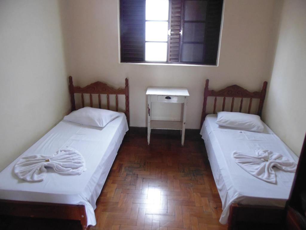  Avenida Hotel